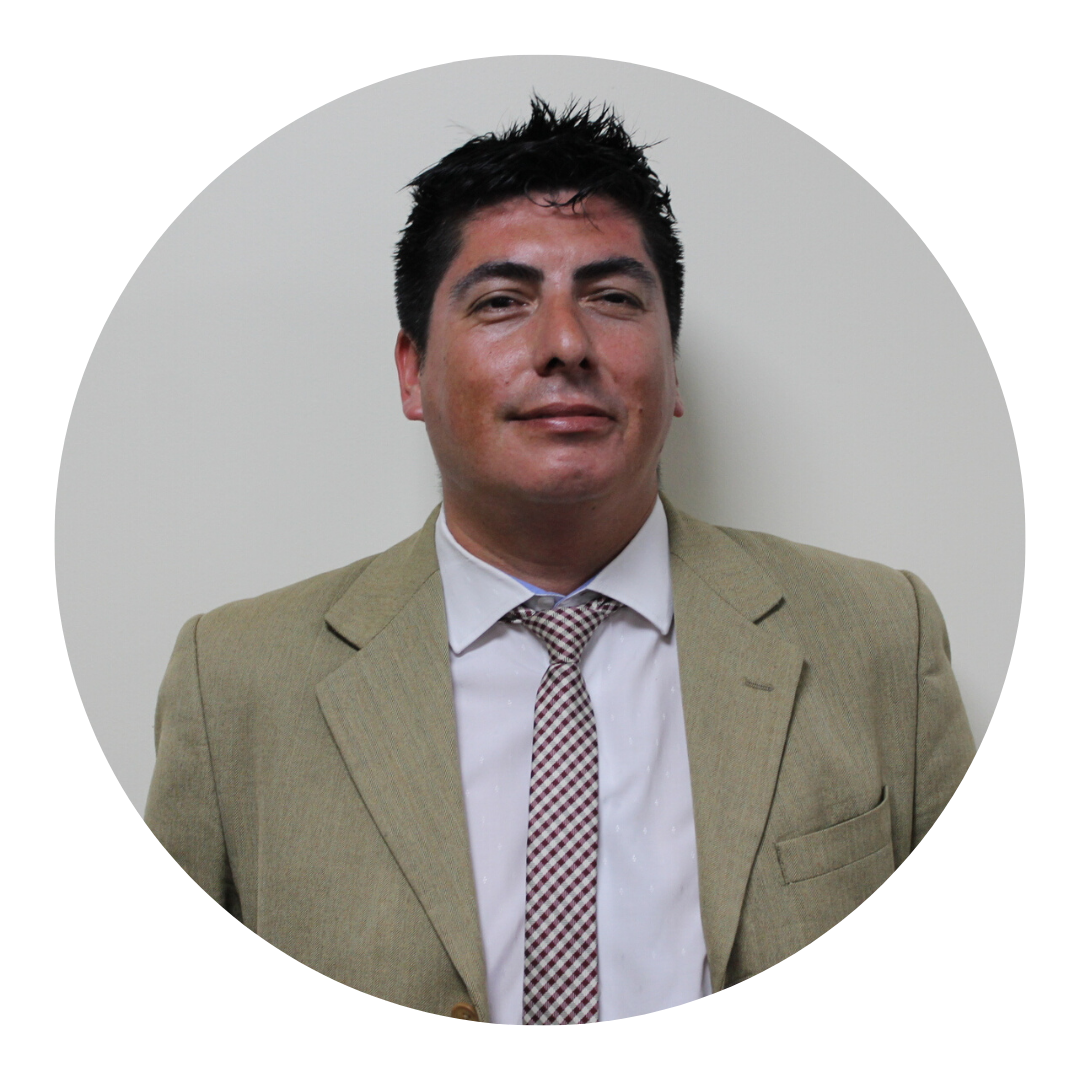 Lic. José Olivares Mena